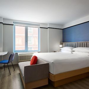 King Room Mobility or hearing accessible